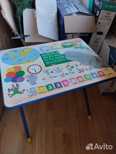 Детский стол