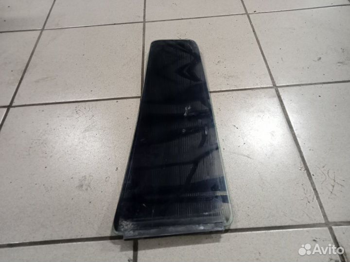 Форточка задней правой двери Зафира А