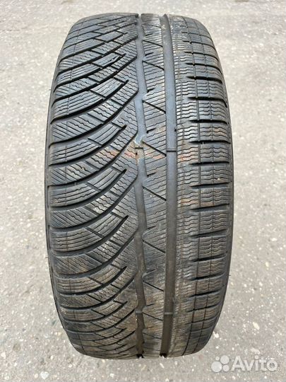 Michelin Pilot Alpin PA4 235/45 R18