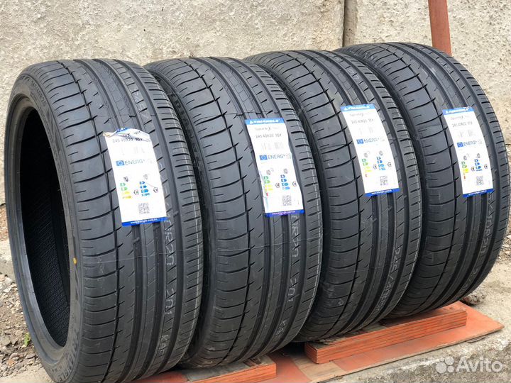 Triangle TH201 245/40 R20