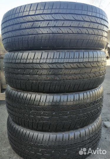 Bridgestone Dueler H/T 215/60 R17