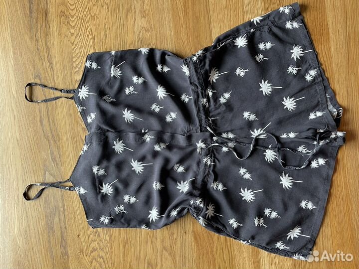 Комбинезон Levis xs