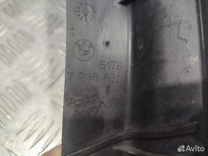 Б/У Уплотнитель передней правой двери BMW#001