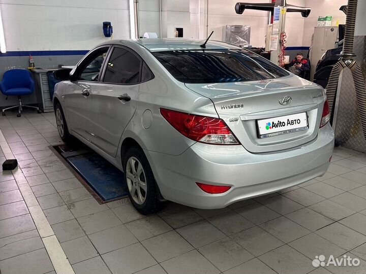 Hyundai Solaris 1.6 AT, 2013, 171 917 км