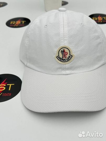 Кепка moncler