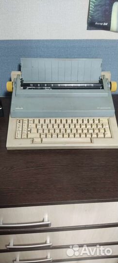Электрическая печатная машинка