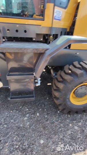 Экскаватор-погрузчик XCMG WZ30-25, 2023