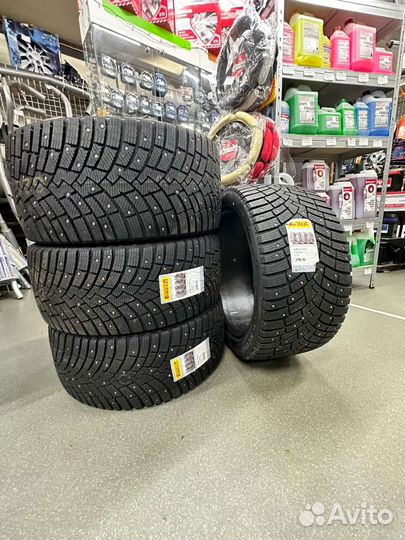 Pirelli Scorpion Ice Zero 2 275/40 R21 и 315/35 R21 111T