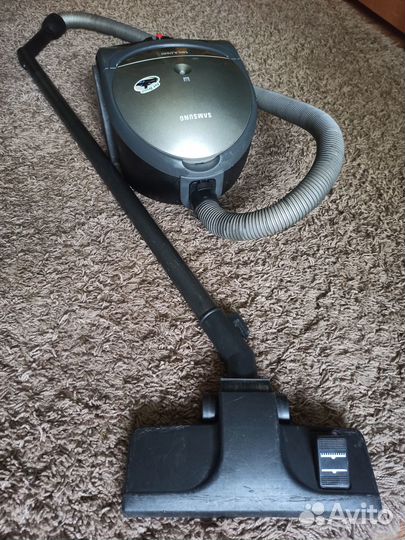 Пылесос мешковый Samsung SC5135 1600W