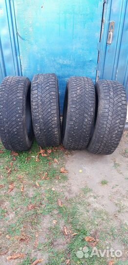 Continental Conti4x4IceContact 235/65 R17