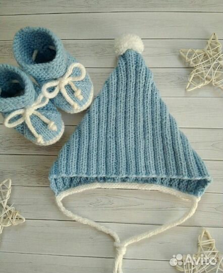 Чепчик и пинетки (новый комплект)