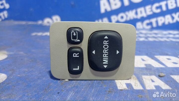 Блок управления зеркалами Toyota Camry 40 седан
