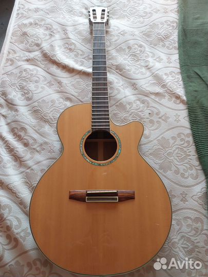 Гитара Ibanez с нейлоном