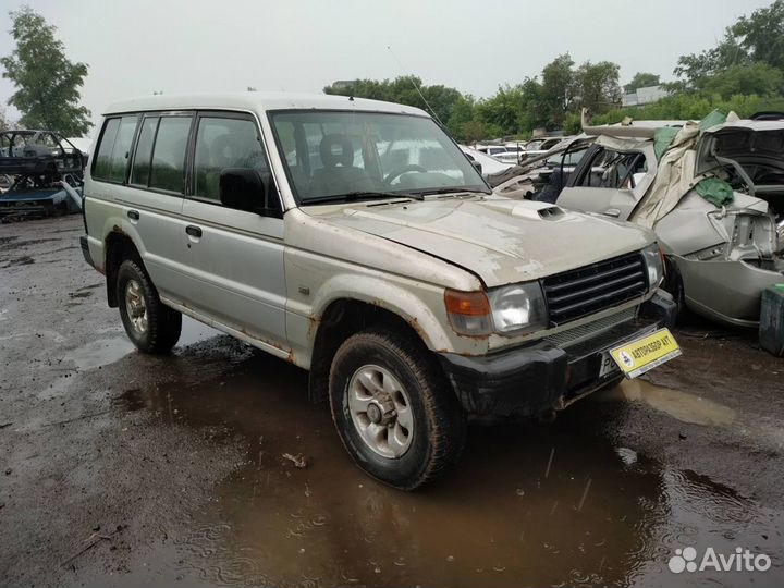 Полуось задняя левая 4m40 Mitsubishi Pajero 2.8