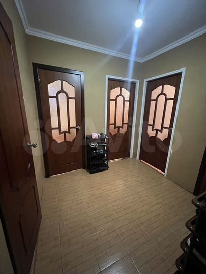 3-к. квартира, 60 м², 1/5 эт.