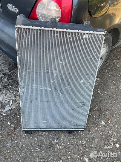 Радиатор охлаждения Volkswagen Tiguan