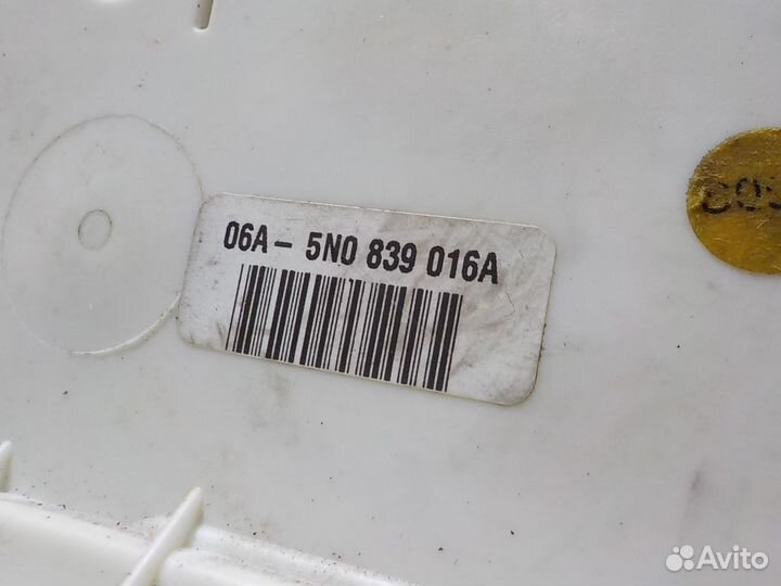 Замок двери задней правой volkswagen Passat CC 2008-2018