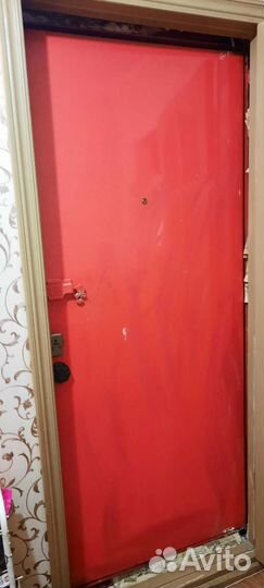Дверь входная металлическая бу