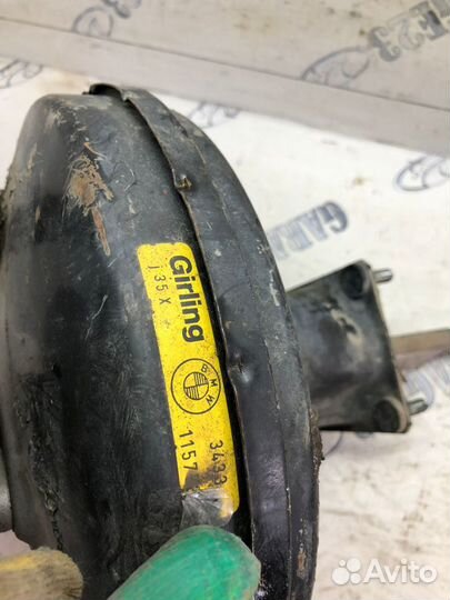 Вакуум тормозов bmw e34