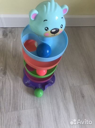 Пирамидка, башня-лабиринт, горка с шариками