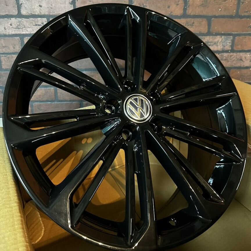 Литые диски Volkswagen 7.5×R17 5×112