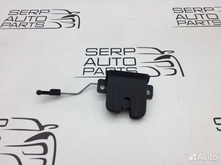 Замок багажника Volkswagen Touareg 7L AZZ 2004