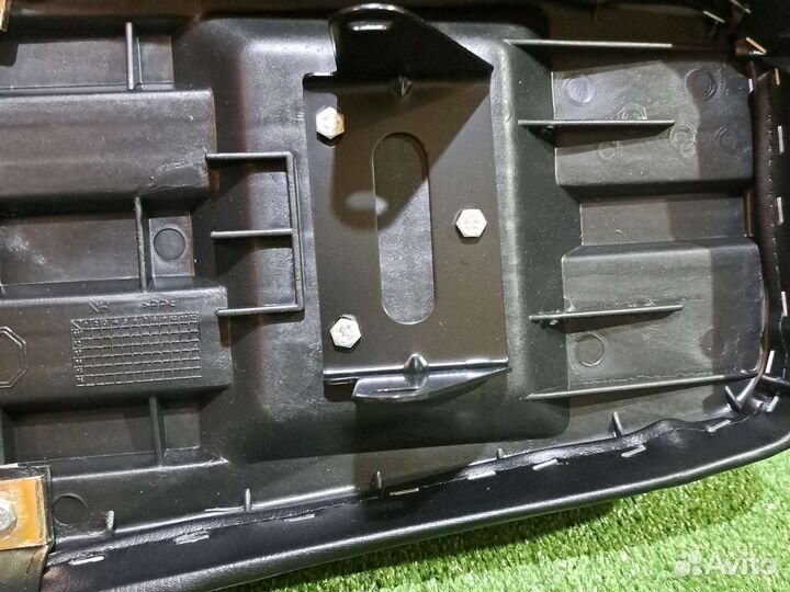 Сиденье на мопед