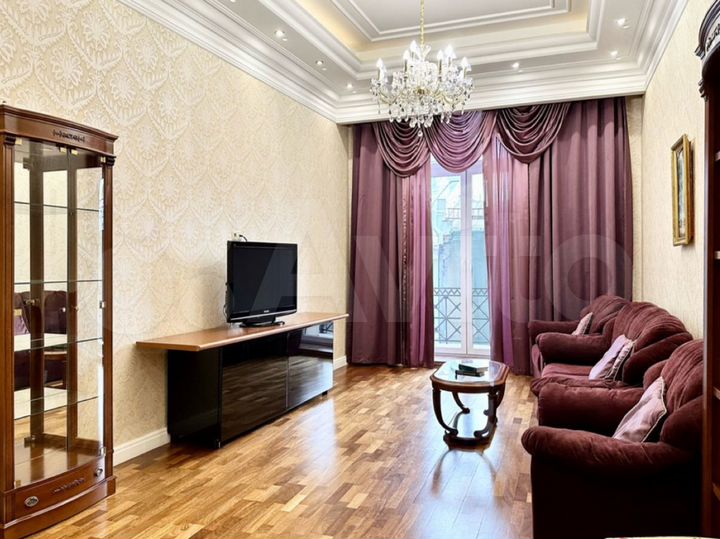 2-к. квартира, 110 м², 3/5 эт.