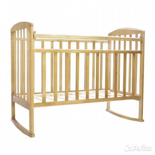 Детская деревянная кроватка