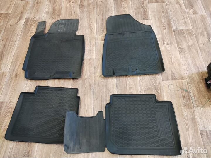 Набор ковриков Kia cerato 3