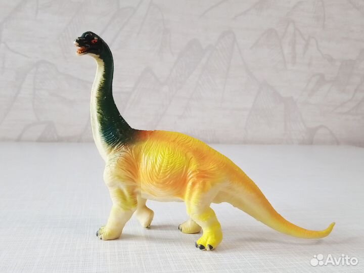 Игрушки Динозавры, Медведь, Крокодил б/у поштучно