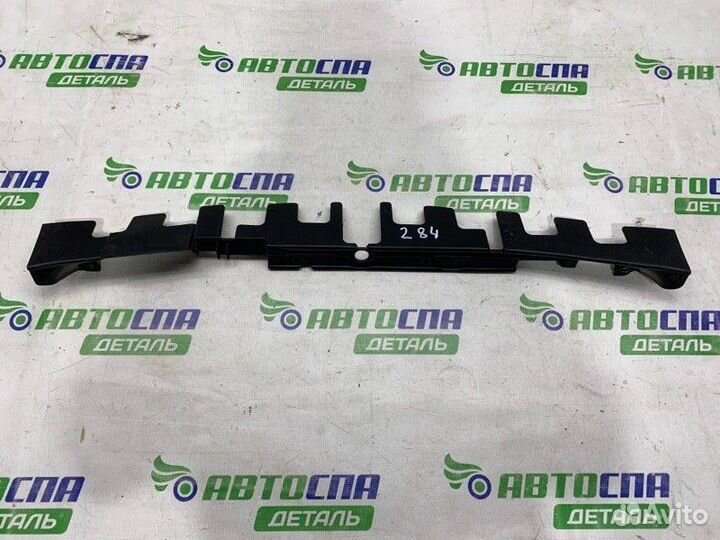 Кронштейн решетки радиатора передний Hyundai I20