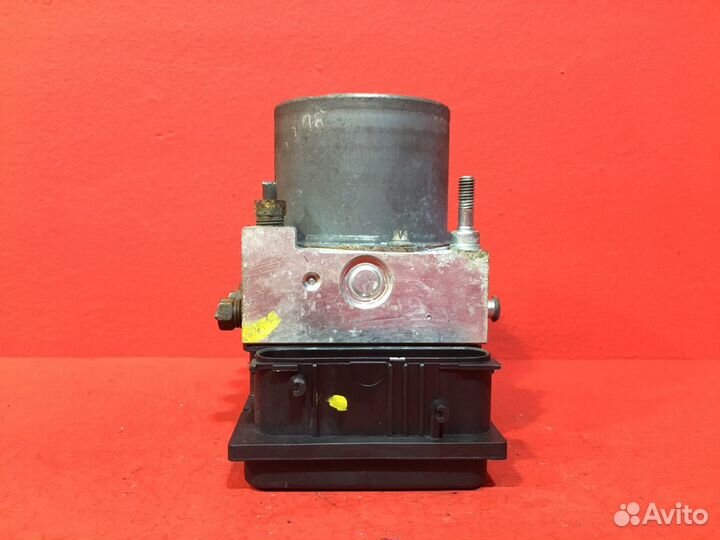 Блок ABS Toyota Corolla Verso хетчбэк 3zzfe 1.6L