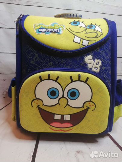 Школьный рюкзак