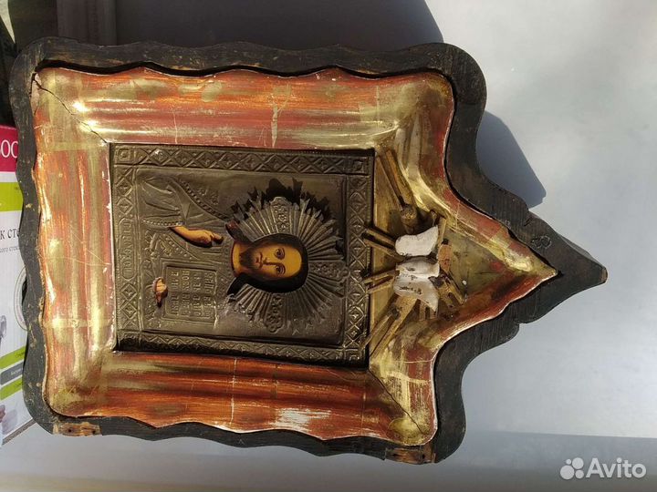 Иконы 18-19 века много