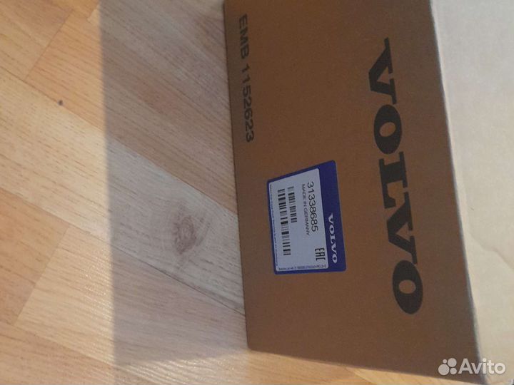 Корпус масляного фильтра Volvo Ford 31338685