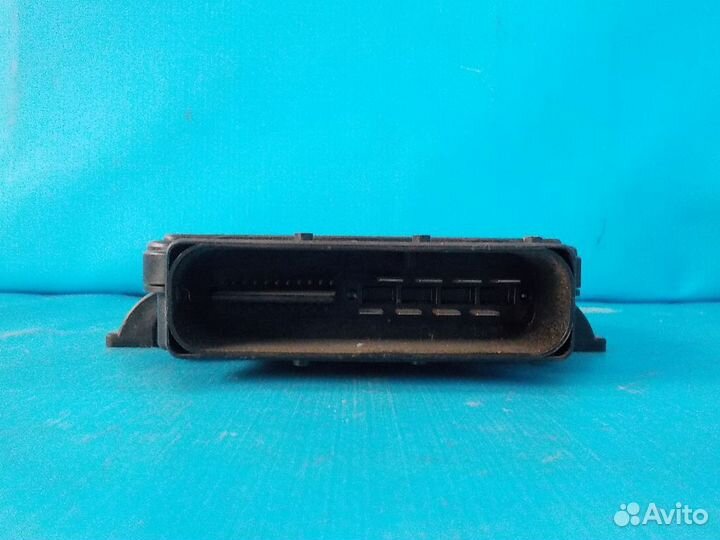 Блок управления парковочным тормозом Audi A6 (C6