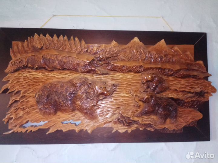Резные сувениры с дерева