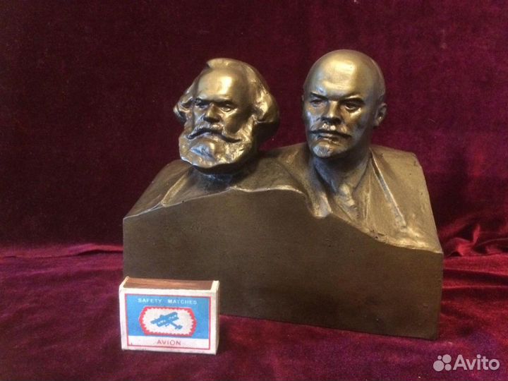Скульптура Ленин Маркс Коммунизм СССР