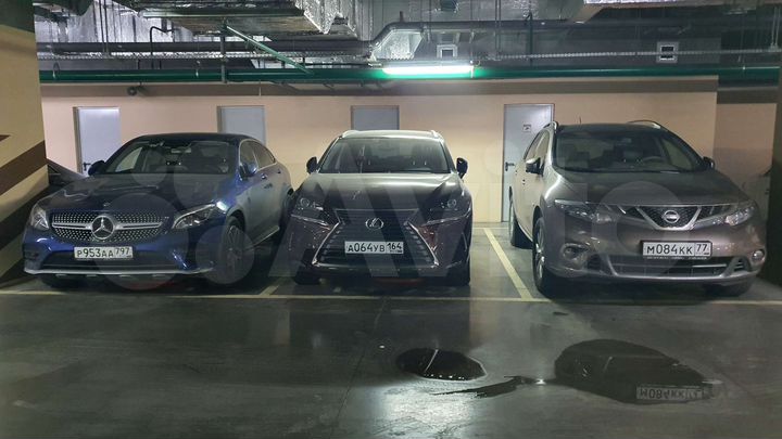 Машиноместо, 13 м²