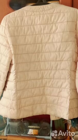 Куртка на весну лёгкая, р.40-42