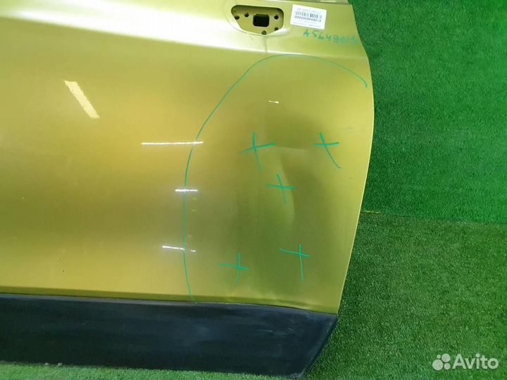 Дверь передняя правая Suzuki SX4