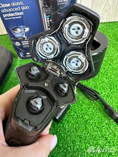 Электробритва Philips S7783/59