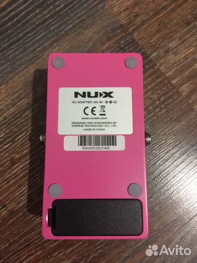 Гитарная педаль NUX Analog Delay