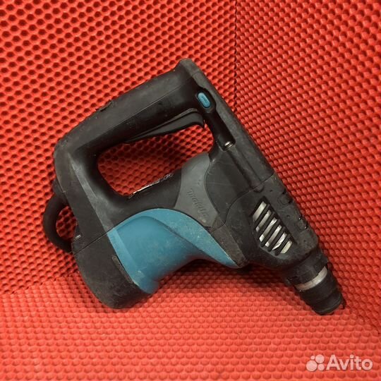 Перфоратор Makita HR2800