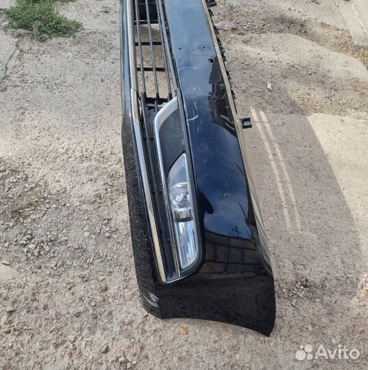 Бампер Volkswagen Passat B7