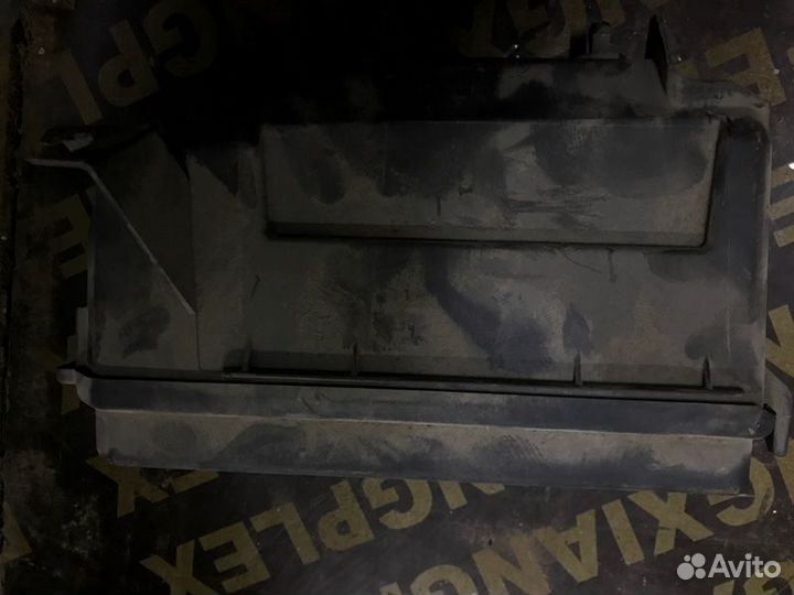 Корпус блока предохранителей Mercedes M-Класс W164