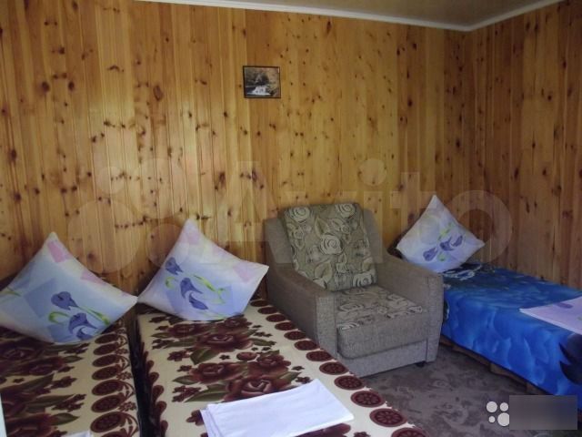 Комната 15 м² в 4-к., 1/1 эт.