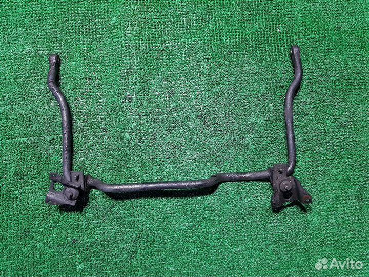 Стабилизатор перед. Toyota Land cruiser