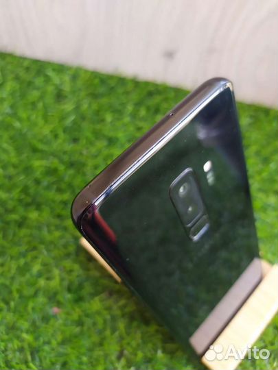 Телефон Samsung galaxy S9 plus